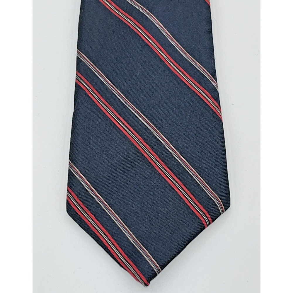 Vintage OSCAR DE LA RENTA Navy Striped Designer Neck Tie 100% Silk 3"x56"